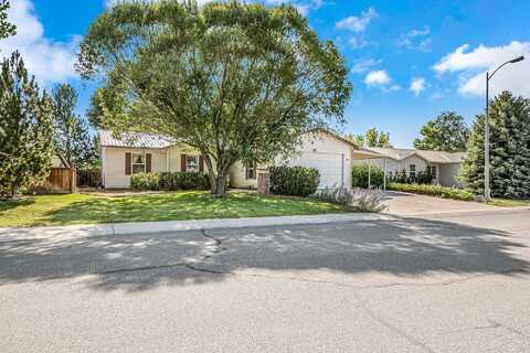 Sara E, MONTROSE, CO 81401