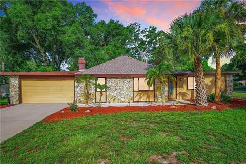 Paula, APOPKA, FL 32703