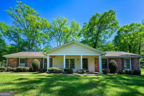 615 Piney Woods, Lagrange, GA 30240