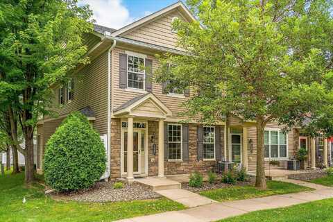 Hillvale, SAINT PAUL, MN 55128