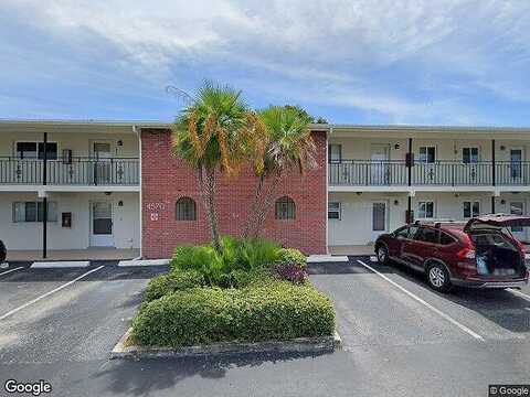 Overlook Dr Ne, Saint Petersburg, FL 33703