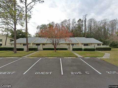 Shady Pine Way, Tarpon Springs, FL 34688