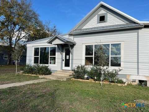 1612 Saint Peter Street, Gonzales, TX 78629