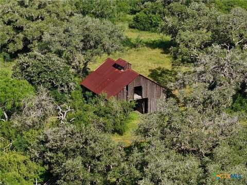 11086 W Church Road, Goliad, TX 77963