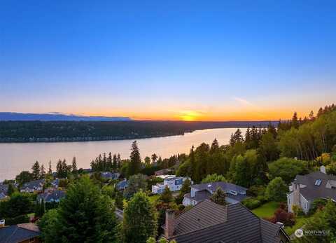 207Th, SAMMAMISH, WA 98074