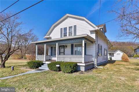 2Nd Ave, MARTINS CREEK, PA 18063