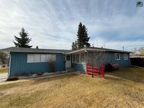256 BENTLEY DRIVE, Fairbanks, AK 99701