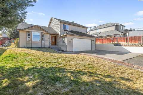 Hampton Dr, West Richland, WA 99353