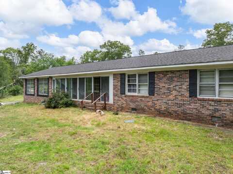 1225 Dogwood Lane, Clinton, SC 29325