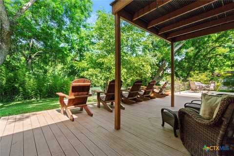 159 Waldrip Lane, Martindale, TX 78655