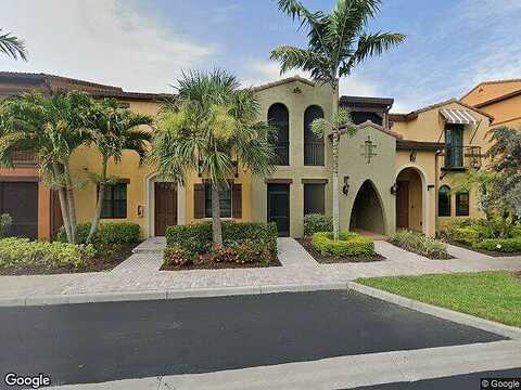 Covina Dr N, Naples, FL 34113
