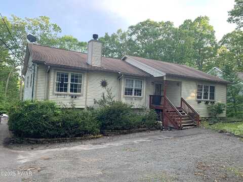 Appalossa Court, Hawley, PA 18428