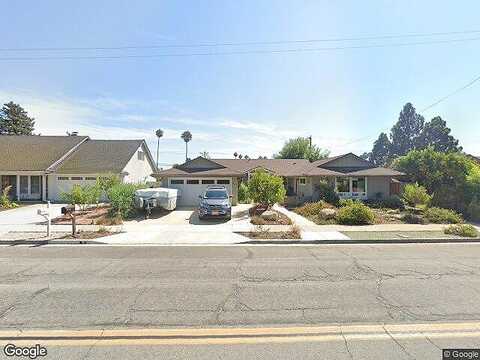 Moreton Bay Ln, Goleta, CA 93117