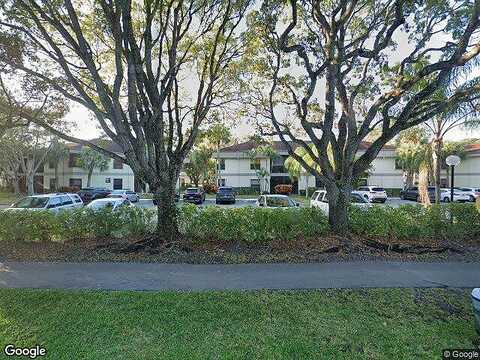 Carambola Cir S, Coconut Creek, FL 33066