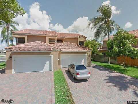 Nw 82Nd Circle Ct, Hialeah, FL 33015