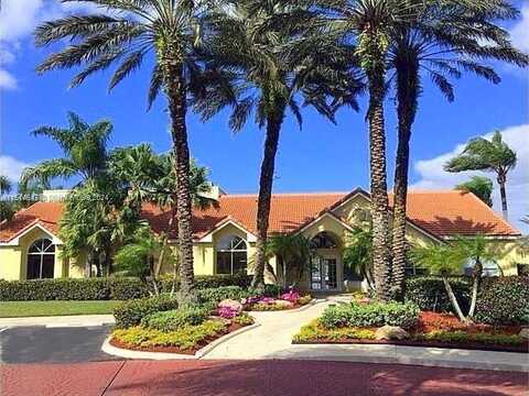 Vista Isles Dr, Plantation, FL 33325