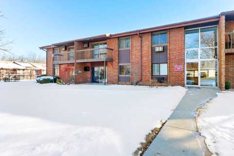 Wisconsin Street #202A, Lake Geneva, WI 53147