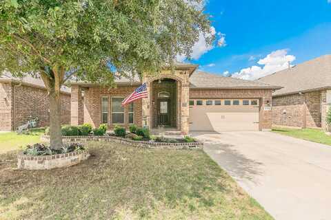 Prestwick Drive, Arlington, TX 76001