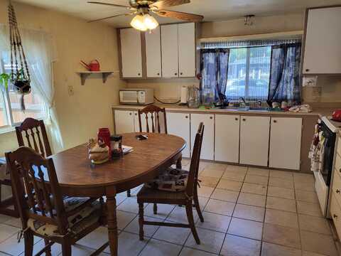 3635 Antelope Road, White City, OR 97503