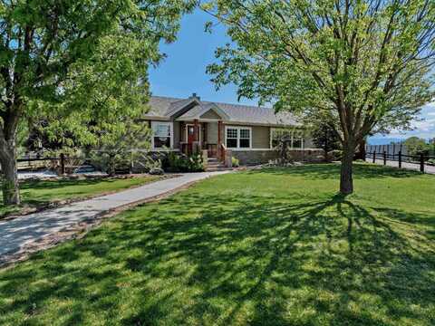 1338 13 Road, Loma, CO 81524