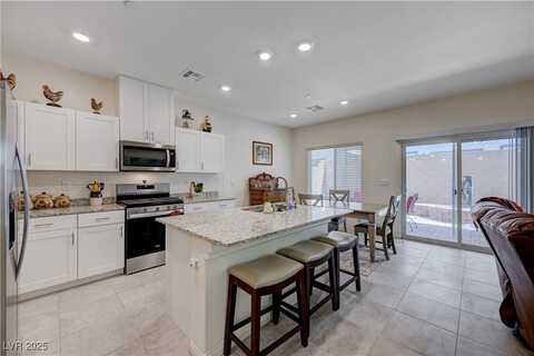 387 Larksong Avenue, Henderson, NV 89011