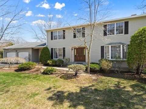 61 Kimberly Lane, Cranston, RI 02921