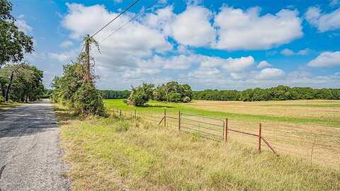 Briar, AZLE, TX 76020