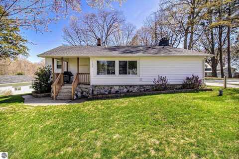 7034 W Dewey Road, Ludington, MI 49431