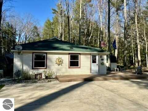 8704 Deadstream Road, Honor, MI 49640