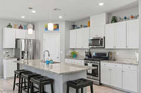 2932 Tranquil Brook Avenue, Henderson, NV 89044