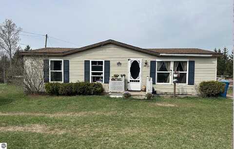 5240 Vance Road, Grawn, MI 49637
