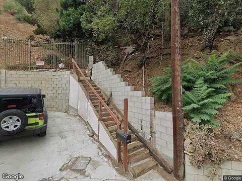 Pacific View Dr, Los Angeles, CA 90068