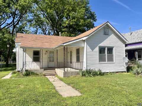 1520 NE Atchison AVE, Topeka, KS 66616