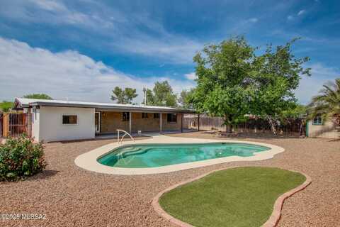 2432 W Placita De Ramo, Tucson, AZ 85741