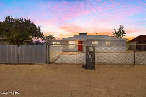 5609 E Juarez Street, Tucson, AZ 85711