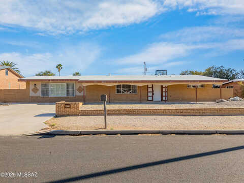 4Th, TUCSON, AZ 85711