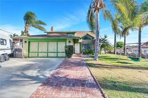 Hollis, BLOOMINGTON, CA 92316