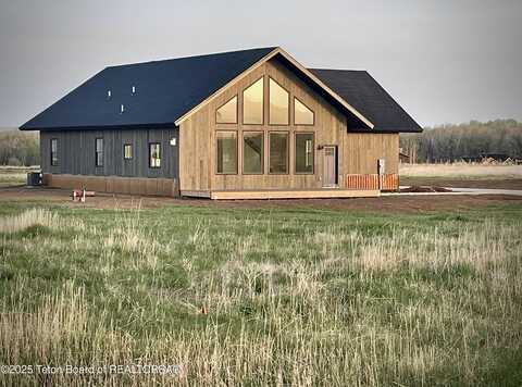 4444 TAILS DOWN Road, Tetonia, ID 83452