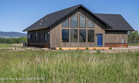 4444 TAILS DOWN Road, Tetonia, ID 83452