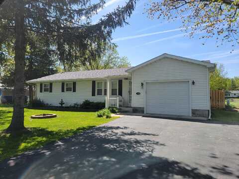 5719 W 122nd Avenue, Crown Point, IN 46307