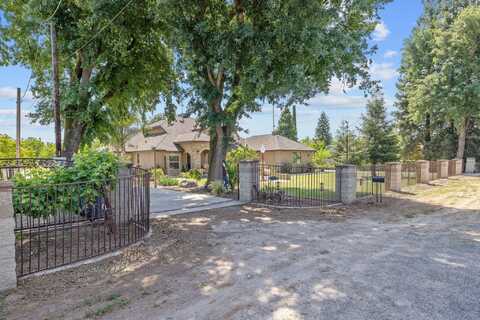 26188 Rd 132, Visalia, CA 93292