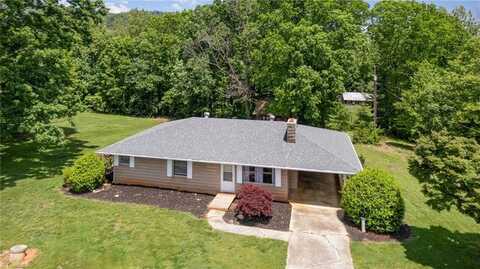 3125 YMCA Camp Road, King, NC 27021