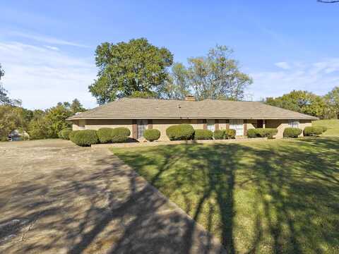 1St, MOUNT PLEASANT, TX 75455