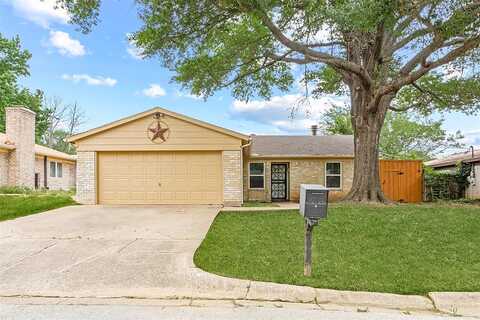 Hallmark, ARLINGTON, TX 76011