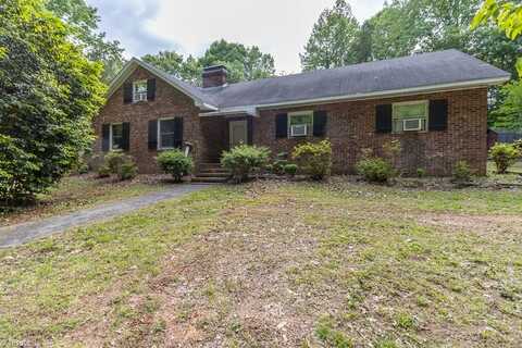 4984 US highway 220, Asheboro, NC 27205