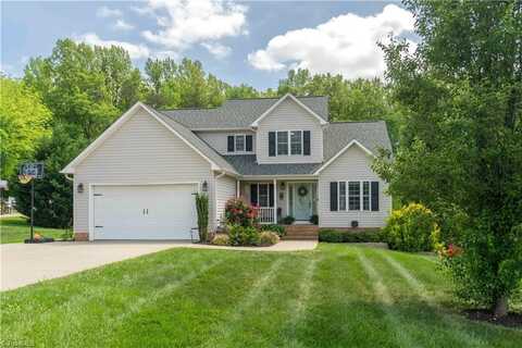 143 Princeton Court, Advance, NC 27006