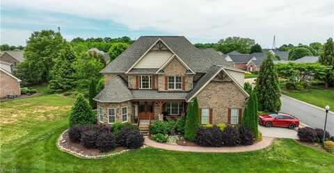 14 Wexford Circle, Thomasville, NC 27360