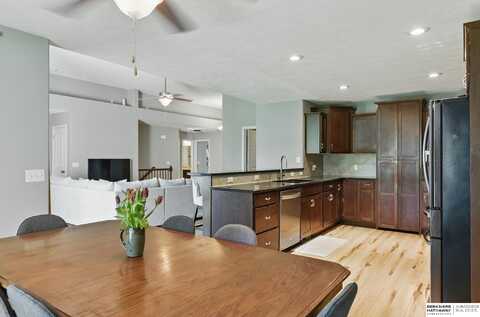 1901 Apollo Lane, Papillion, NE 68133