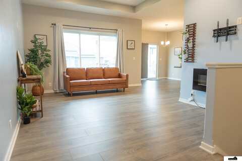 9551 N 144th Street, Waverly, NE 68462