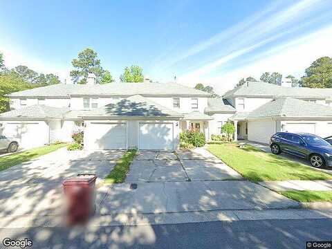Esplanade, CHESAPEAKE, VA 23320